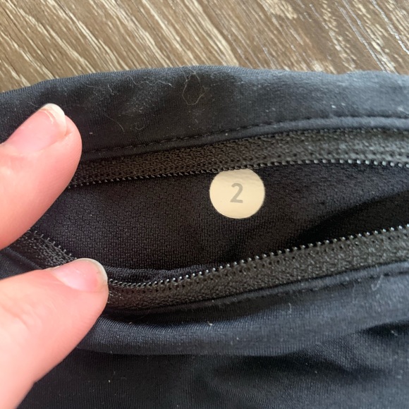 Lululemon shorts - Picture 6 of 10